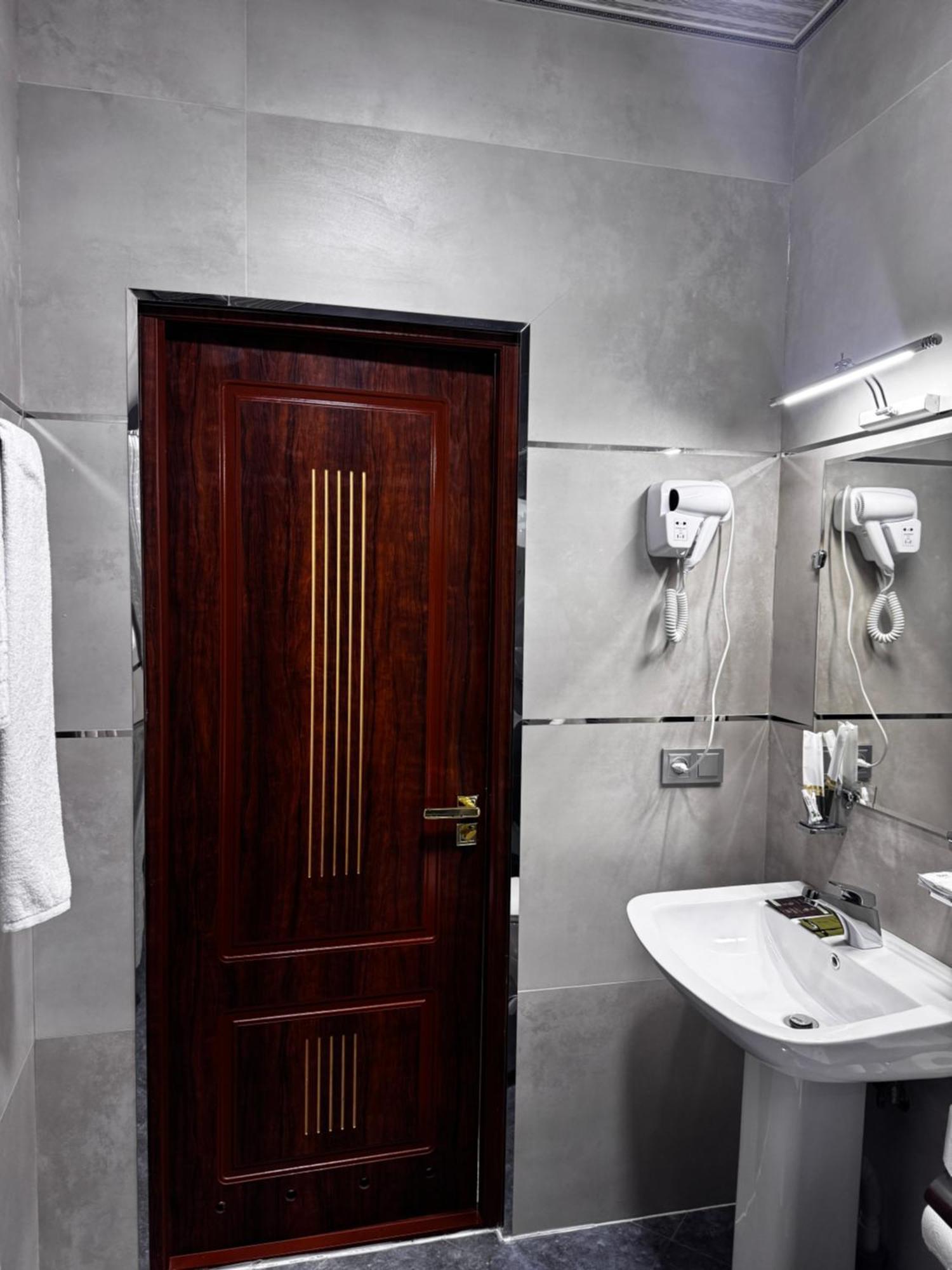 Salomat Guest House Самарканд Екстер'єр фото
