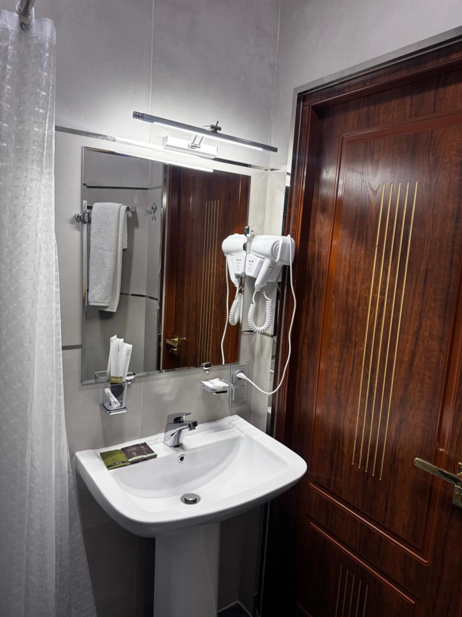 Salomat Guest House Самарканд Екстер'єр фото