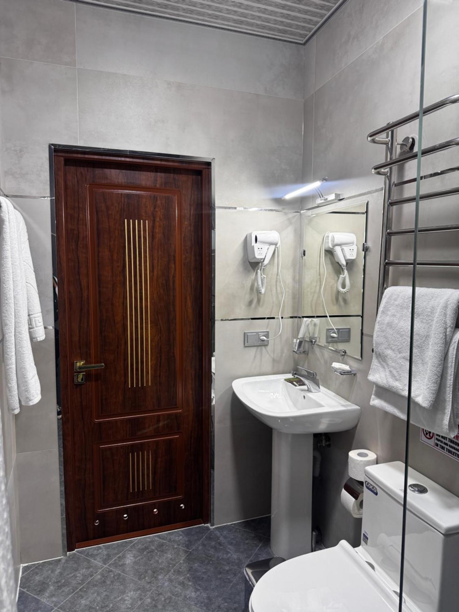 Salomat Guest House Самарканд Екстер'єр фото